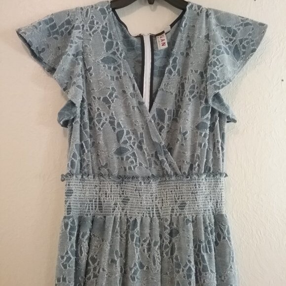 Dolan Maisie Blue Textured Floral Jumpsuit - Picture 4 of 16